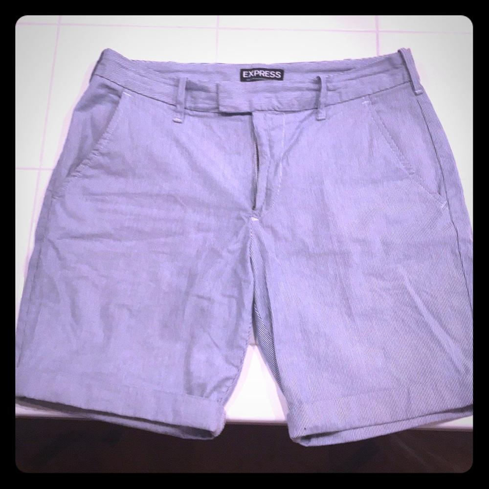 EUC Express shorts size 28